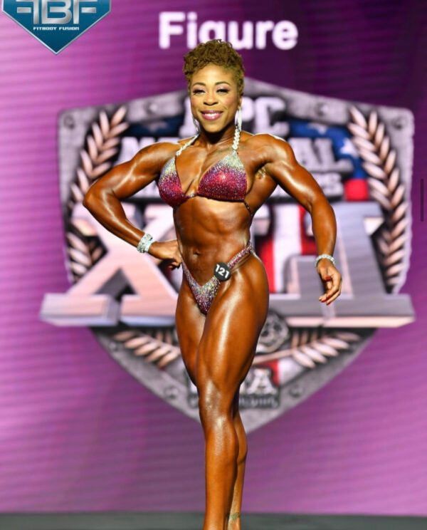 the pro fit posing - figure athlete