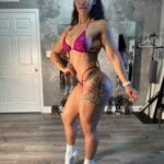 how to taking wellness posing photos for social media