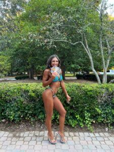 why-hiring-a-bikini-prep-coach-is-your-key-to-success-the-pro-fit-posing